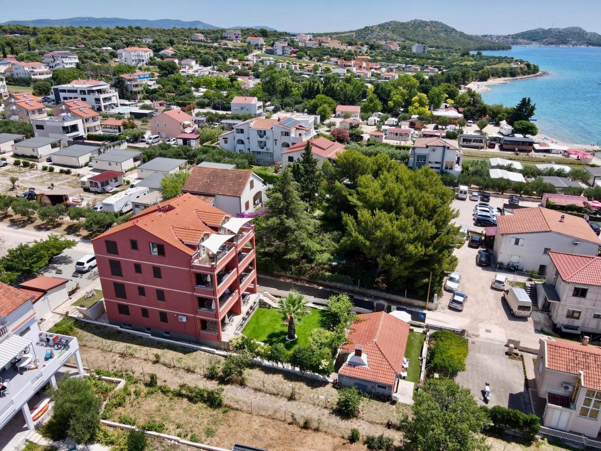 Apartments Villa Sanmarino Pakoštane Exteriér fotografie