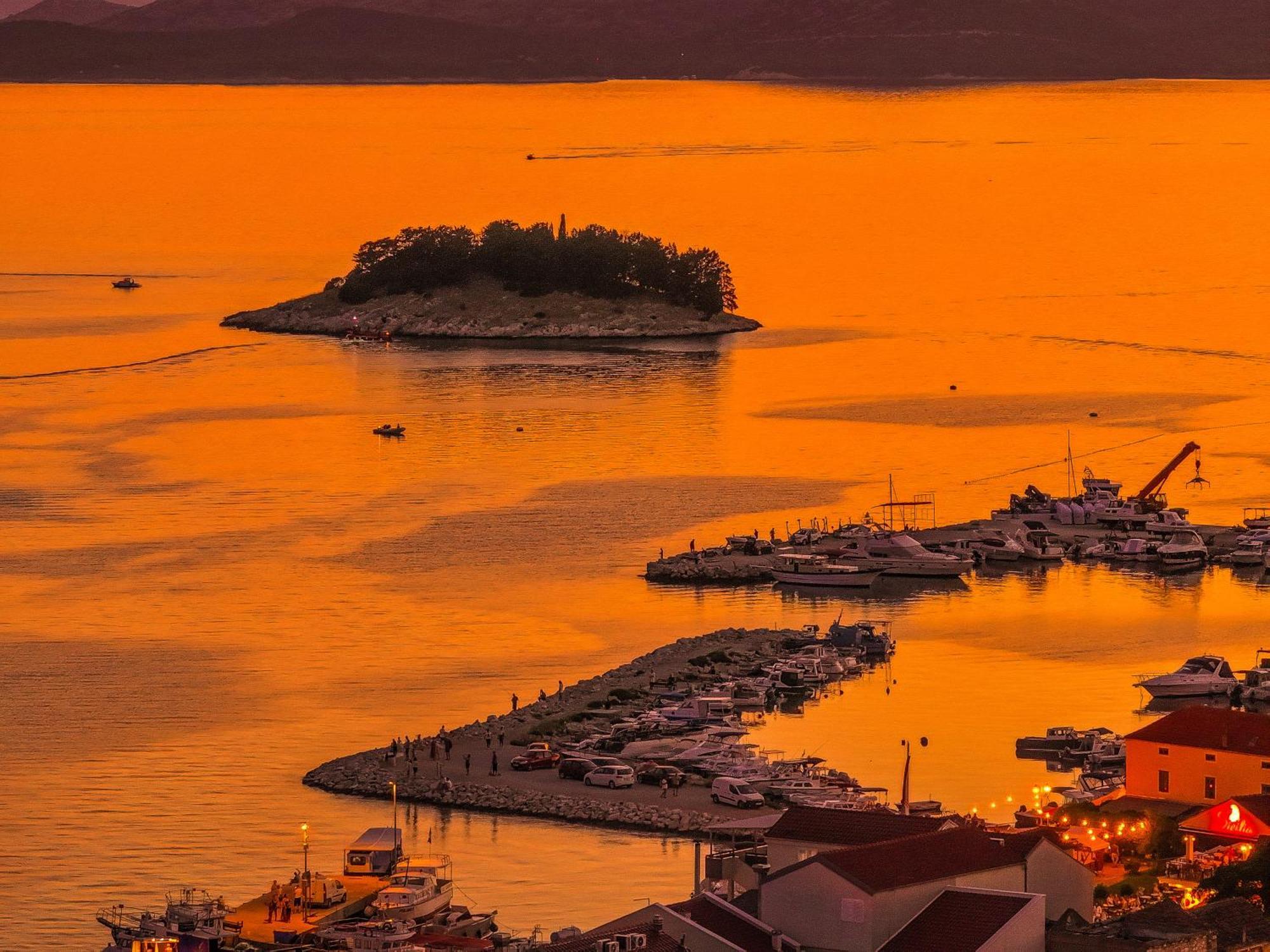 Apartments Villa Sanmarino Pakoštane Pokoj fotografie